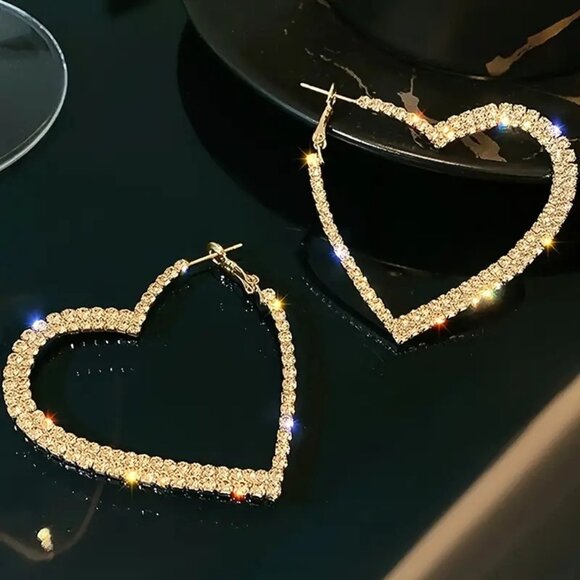 Gold Tone‎ Heart-Shaped Hoop Earrings With Sparkling Rhinestones - Picture 1 of 4